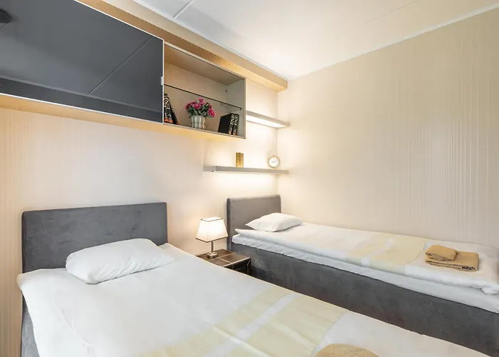 Airhome - Quiet And Peace * Tallin